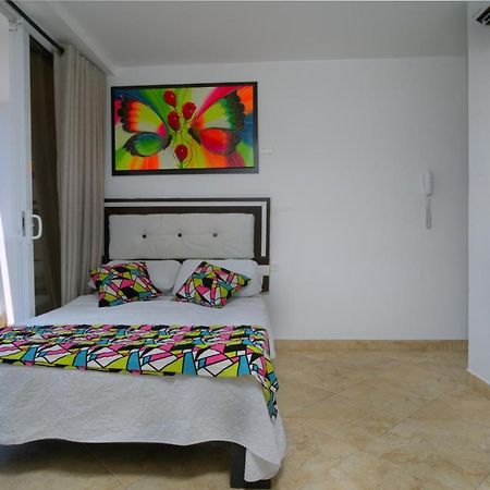 Hollywood Beach Suite Картахена Экстерьер фото