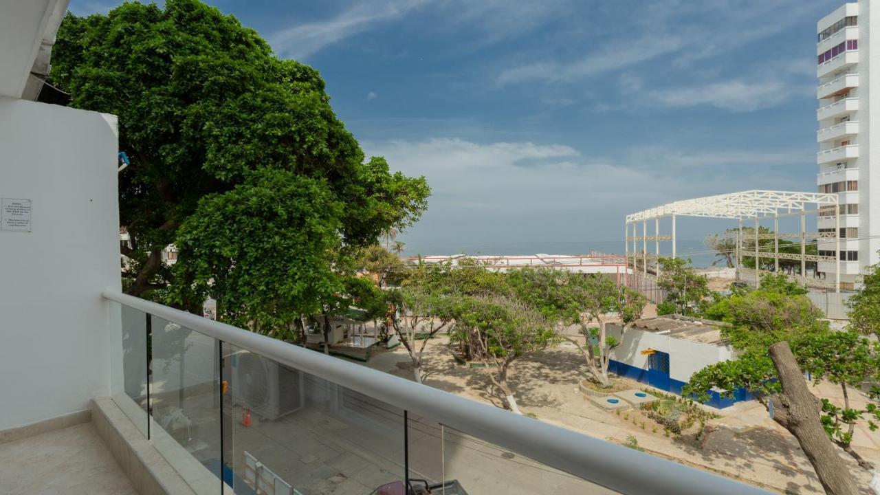Hollywood Beach Suite Картахена Экстерьер фото