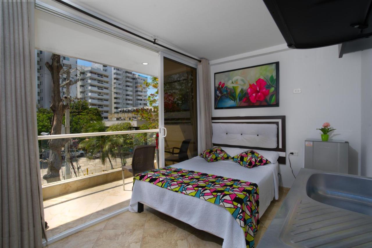 Hollywood Beach Suite Картахена Экстерьер фото