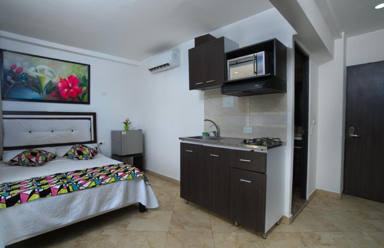 Hollywood Beach Suite Картахена Экстерьер фото