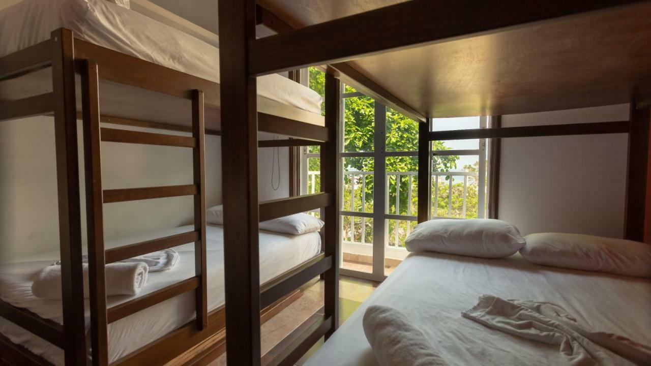 Hollywood Beach Suite Картахена Экстерьер фото