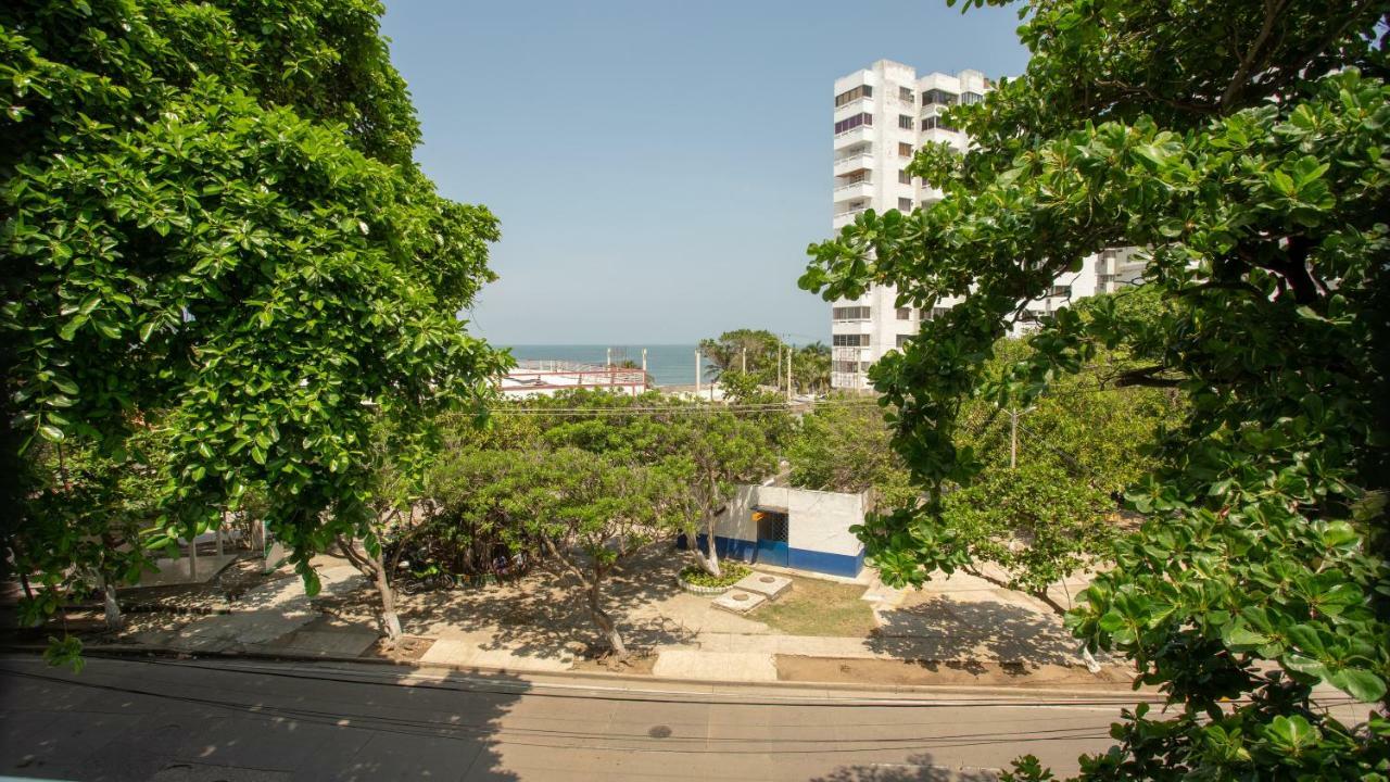 Hollywood Beach Suite Картахена Экстерьер фото