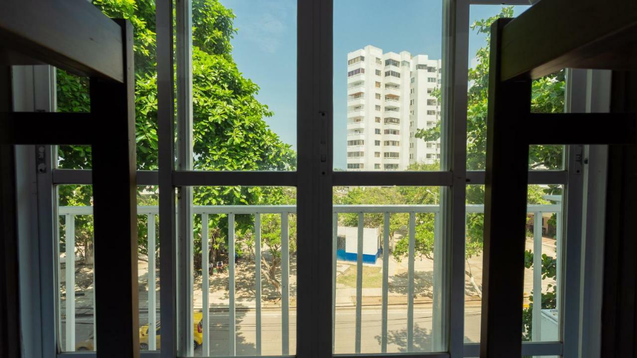 Hollywood Beach Suite Картахена Экстерьер фото